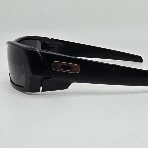 Oakley 03-473 Gascan Matte Black Frame Grey Lens Special Issue Sunglasses 60mm - Picture 3 of 14